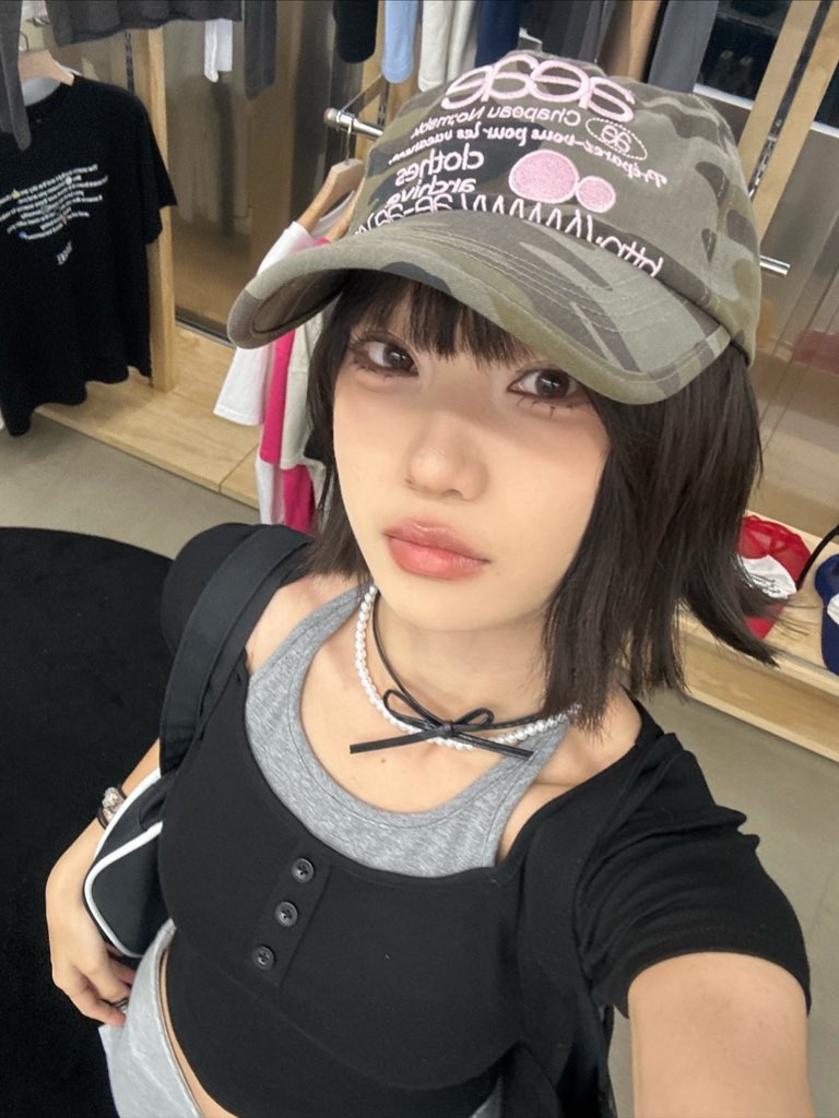 prevnseoul's tweet photo. ꒰ พร้อมส่ง ꒱ หมวก Aeae web logo camo 5 pannel cap green สีขายดี! มี 2 ใบ ราคา (1290.-) 🩶🪽
#aeae #หมวกaeae #หมวกaeaeพร้อมส่ง https://t.co/em7JJLkpnO