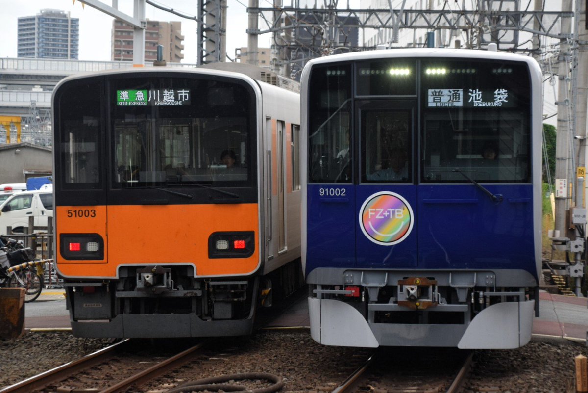NewKatoChan's tweet photo. 東武東上線下板橋駅で撮影した東武90003Fと90002Fだが、90002Fは準急川越市行に被られたので並んだ姿になりました https://t.co/HDc20BBfeY