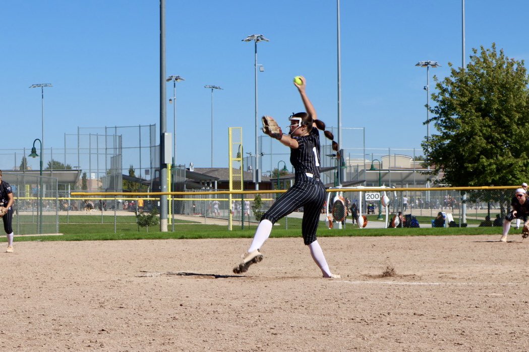 TopGunEvents's tweet photo. 🥎 Game faces ON. 🔥
Athletes are showing out at the Kansas College Prospect Series. Big plays, big energy, and plenty of eyes watching. 👀🎓
#TopGunEvents #CollegeProspectSeries #KansasSoftball #EliteFastpitch #SoftballLove https://t.co/c44wc7tqGO