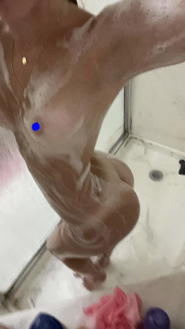 Jenna8349's tweet photo. Dm me to trade ONLY GIRLS https://t.co/s7hjkoBbWT
