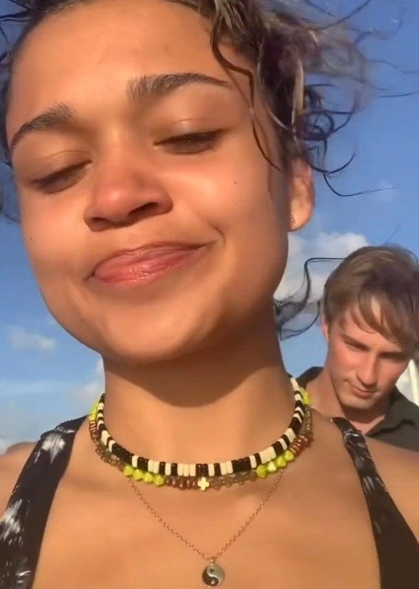 seasleuths's tweet photo. Real thing btw 🤭😌🥰💯 https://t.co/JTvS8CYdKi