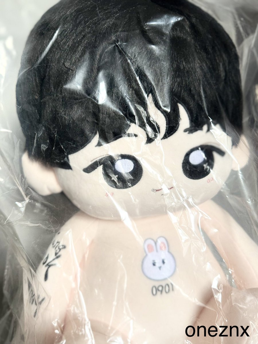 oneznx's tweet photo. ตุ๊กตา JK สูงประมาณเกือบฟุตครึ่ง ไม่เคยแกะค่ะ
1000 รส. ค่ะ 

 #ตลาดนัดบังทัน #ตลาดนัดbt21 https://t.co/n7gdQ7sz8I
