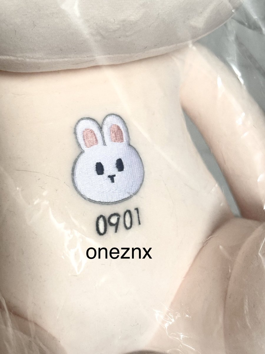 oneznx's tweet photo. ตุ๊กตา JK สูงประมาณเกือบฟุตครึ่ง ไม่เคยแกะค่ะ
1000 รส. ค่ะ 

 #ตลาดนัดบังทัน #ตลาดนัดbt21 https://t.co/n7gdQ7sz8I