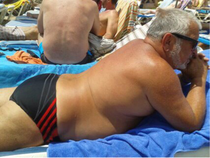 gramxincest's tweet photo. Dad is wearing black briefs.....🩲🤟 https://t.co/ya2x4wA4R8