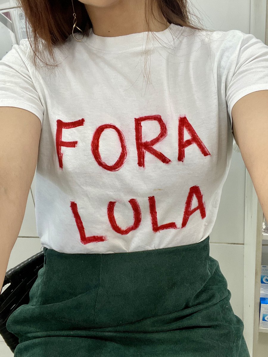 LinaHQ's tweet photo. Neutro é detergente! 
Eu no trabalho hoje: https://t.co/f6AaUSpF1Y
