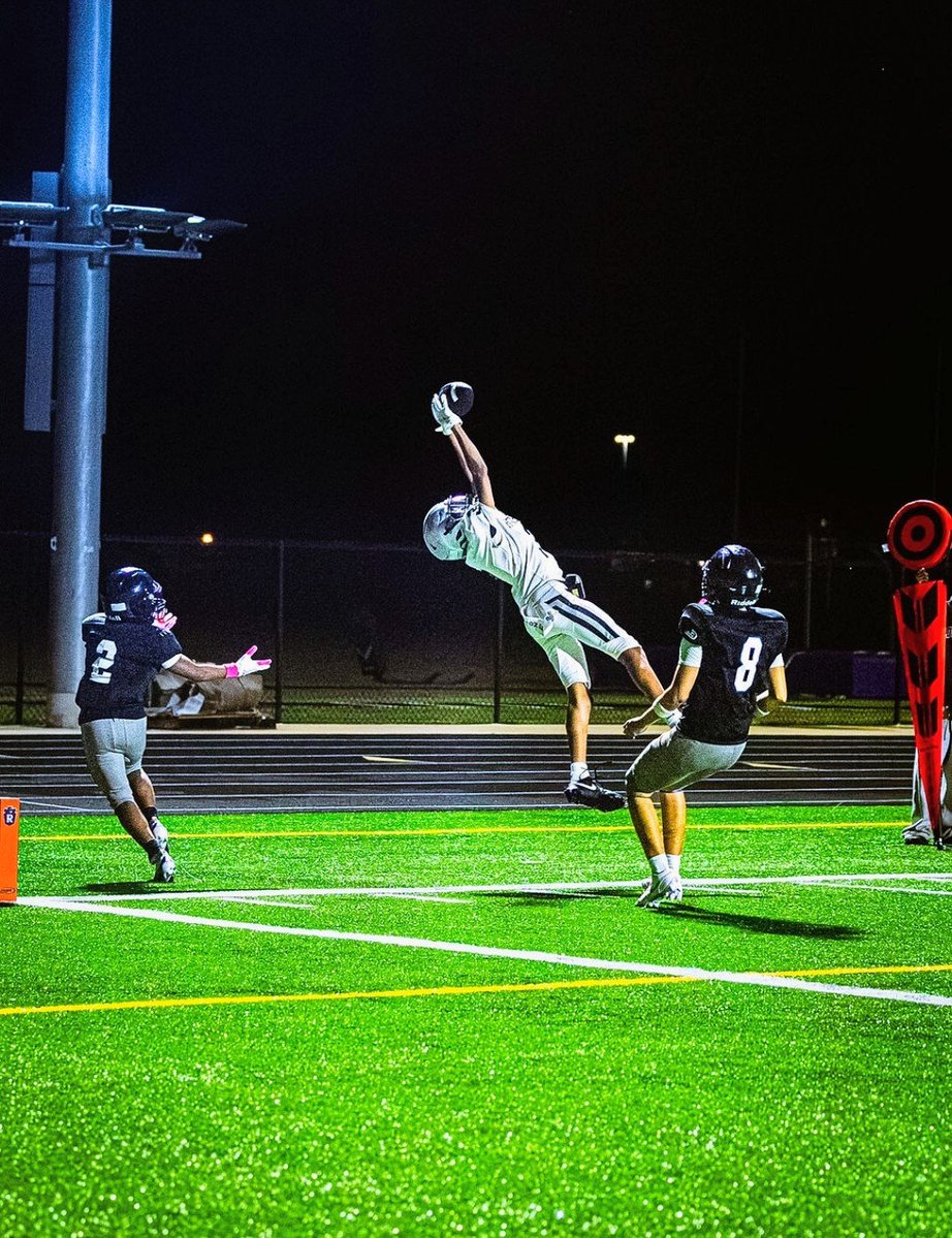 ParisMcCall_'s tweet photo. 🦅🦅🦅🦅🦅🦅🦅🔒🔒🔒 down DB
CLASS OF 2030
6'0 135
6 GAMES 
5 INT, PICK 6 
4 PBU
16 TACKLES 
FORCE FUMBLE 
@CoachVWill @JonJonthagreat @4_Strong @_CoachMWalker @Coach_MA_ @PCHSfriscoFB @DBCoachMcGraw @clintsurratt https://t.co/04ZvwKuscq