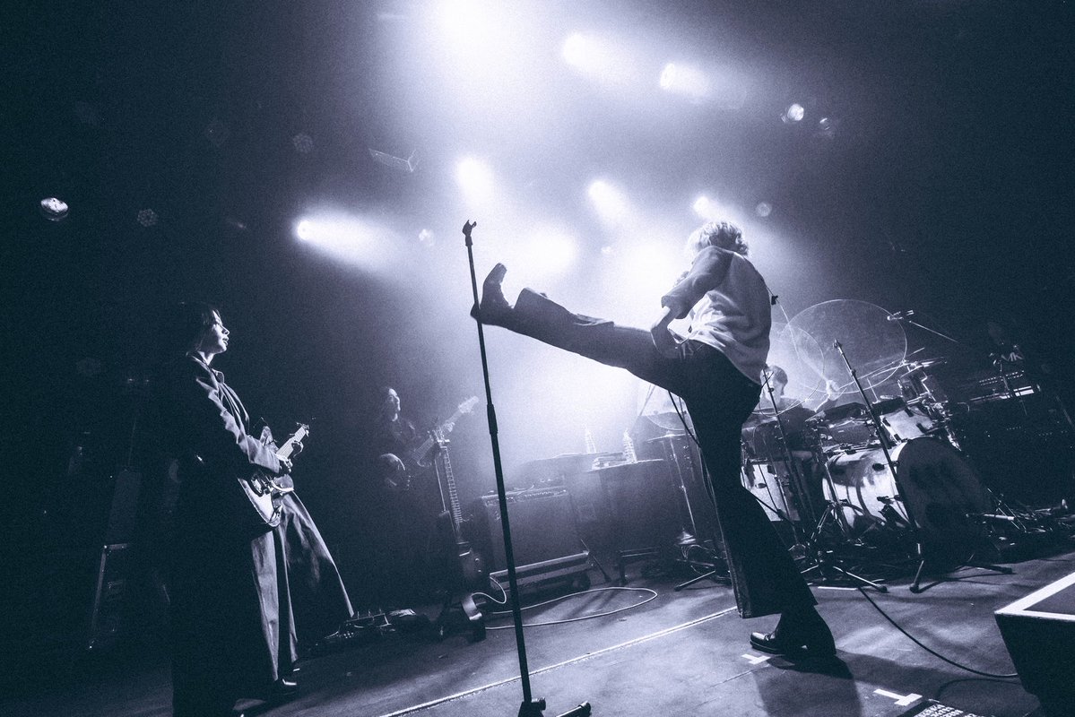 letmeknowjp's tweet photo. THANK YOU!!✦ 

LET ME KNOW LIVE TOUR 2026
- Re:Still Romance -
2026.10.04 @ AICHI / BOTTOM LINE 
w/ Laura day romance

▶▶next
2026.10.11
@ MIYAGI / SENDAI darwin
w/えんぷてい @EMPTEI__
https://t.co/xNrR9qdrh0

photo by @nekozephoto

#ReStillRomance
#letmeknowjp #LMK #LETMEKNOW https://t.co/oVzIP6YfYv