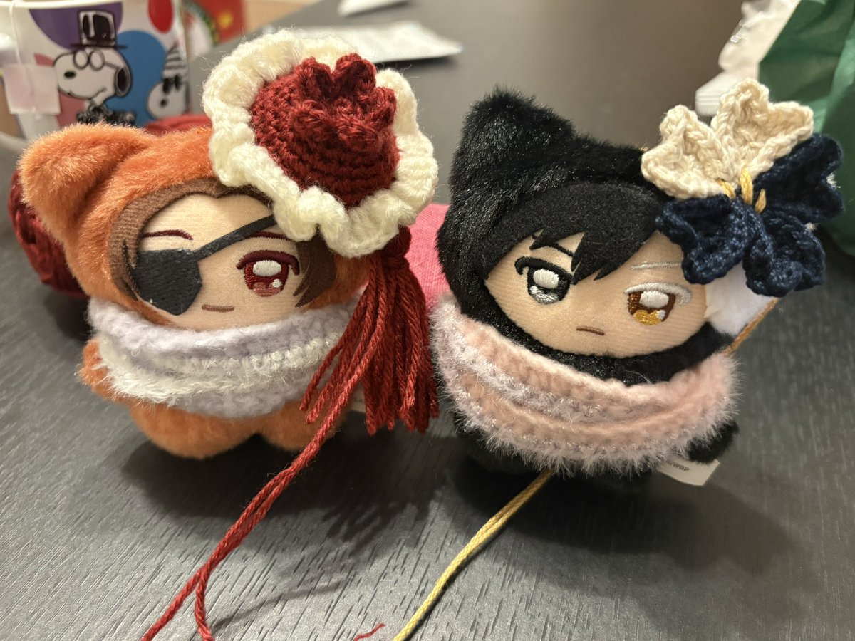 Yut0202's tweet photo. 今度イベントに連れてくから、ちみすおくんとちみさくらのおめかし小物作った☺️
糸処理はまだなのと…さすがにちょい可愛すぎたかな…？(  ･᷄ὢ･᷅  )ｳｰﾝ

ちみすおくんの小物は@momoami_info さまの編み図をお借りしました😌ありがとうございます♡

 #うちのちみけも https://t.co/hrxgpzpJeT