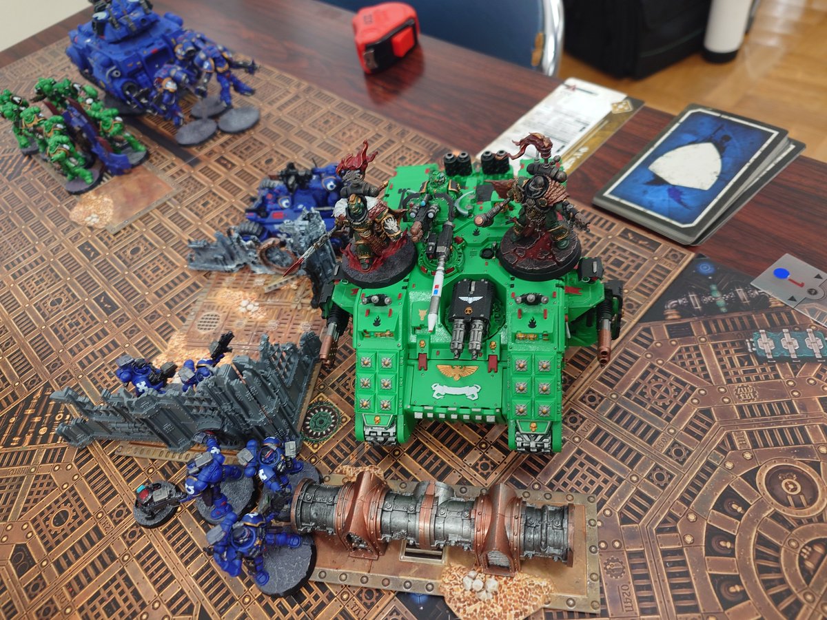 cbe0bf72d47f45b's tweet photo. Warhammer40K
浜松勢とのチーム戦
vsコマツさんのスペースマリーン
エインシェント合流ターミネイター
10体はウーンズ-1もありカッチカッチ
3ターンもかけて何とか撃破
チーム戦も3-0で勝利！
普段とは異なる雰囲気で楽しめました
対戦ありがとうございました🙇
#ウォーハンマー40K 
#warhammer40K https://t.co/oLgt0Zmeka