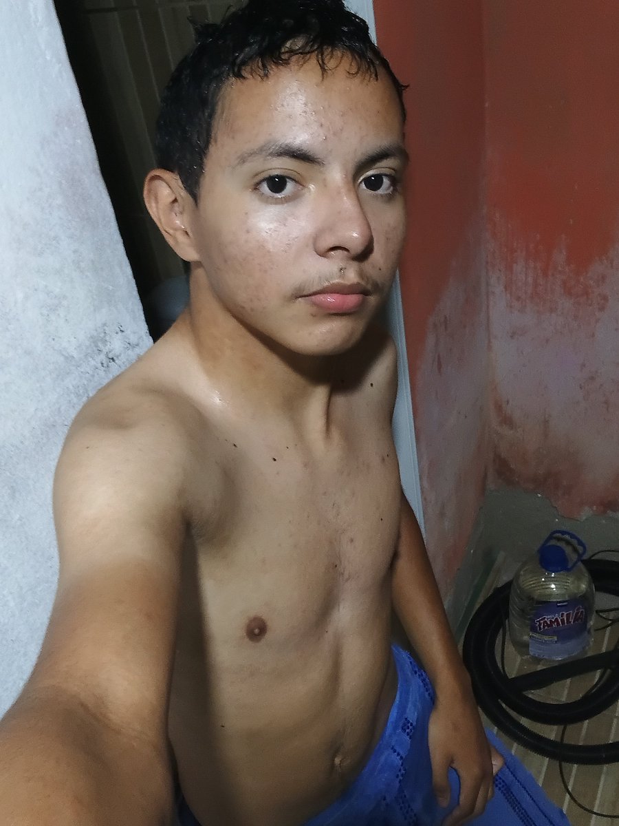 MarcilioGo71609's tweet photo. Alguém toparia um A3 comigo? 🔥🍌😈 https://t.co/wDRozAM1hL
