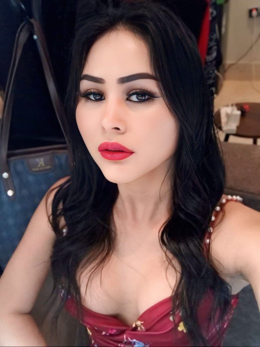 hayrettin34's tweet photo. #ladyboy_khodar #ladyboy_dammam #saudi https://t.co/1GWtkQ8HVr
