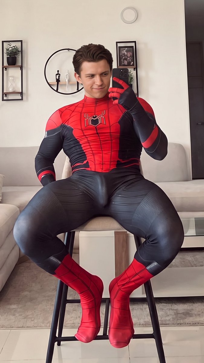 alphafapfapfap1's tweet photo. I'm a fucking god https://t.co/eacERRb3pE