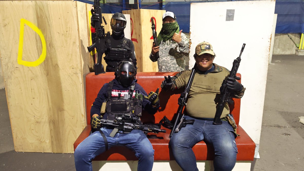 11b2fieldstaff's tweet photo. 本日の11B2インドアフィールドサバゲーに参加していただきありがとうございました！
少人数で連携しながらの戦いとなり緊張感のあるサバゲーになっていました😎
大人数でも少人数でも楽しめるフィールドなのでぜひご利用よろしくお願いします！
https://t.co/5NL3dGhrrK
4
#香川県
#高松市
#サバゲー https://t.co/q5XkNvqK5Z