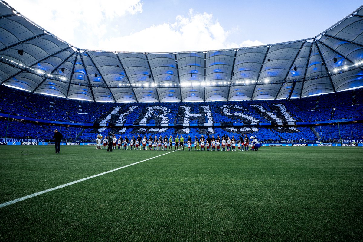 HSV's tweet photo. This is how we celebrate over 𝟐𝟎 𝐘𝐄𝐀𝐑𝐒 𝐎𝐅 𝐅𝐑𝐈𝐄𝐍𝐃𝐒𝐇𝐈𝐏! 🇩🇰🤝🇩🇪
#KBHSV #nurderHSV #FCKlive @FCKobenhavn https://t.co/Loyg4bxSc3