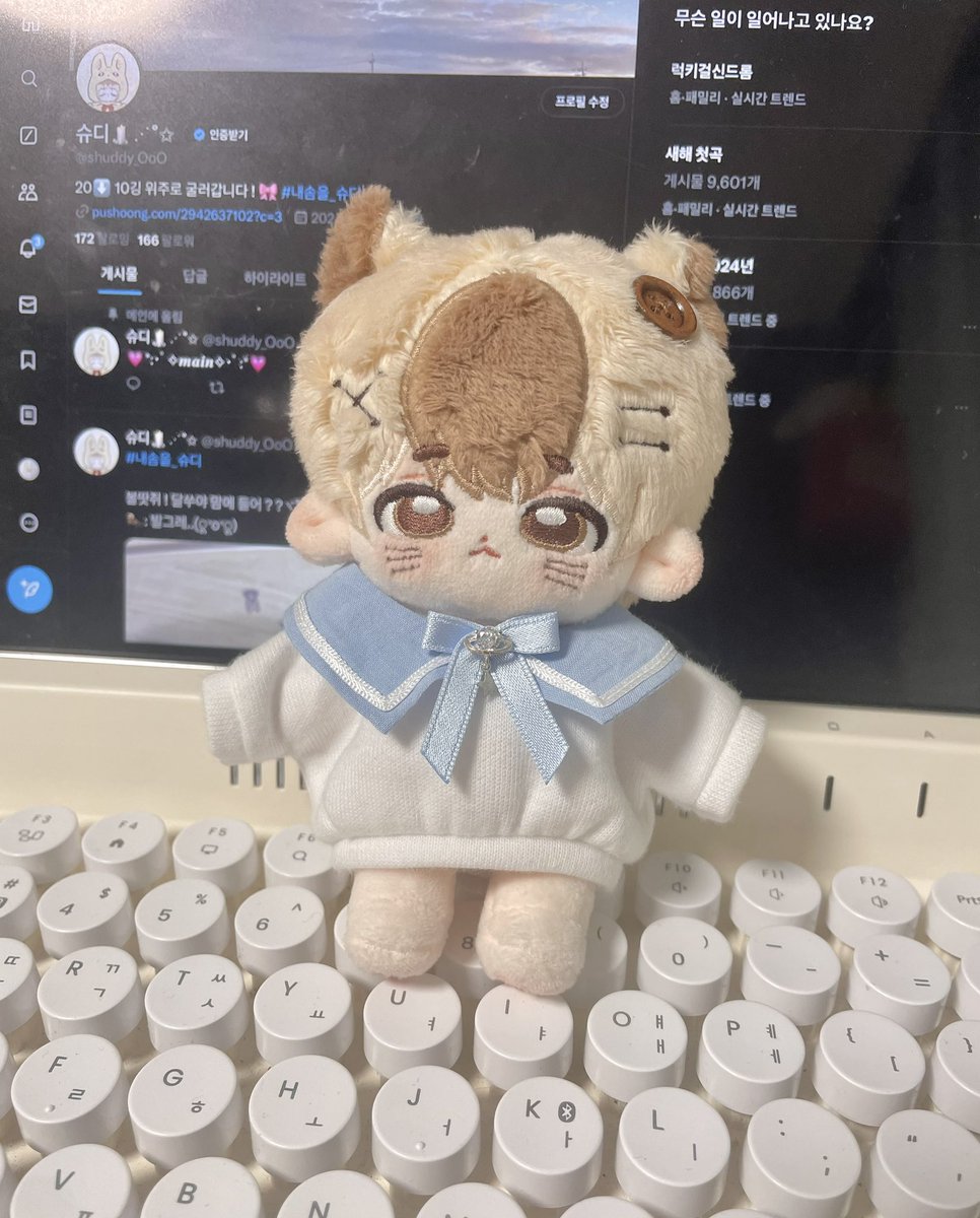 Onyou_imi's tweet photo. 사진을 정리하다가 달수가 처음 왔던 사진을 찾았어요❤︎ 완전 뽀용하고 때가 덜 탄 느낌이구나. . ᙏ̤̻ https://t.co/Xp7D9wTuug