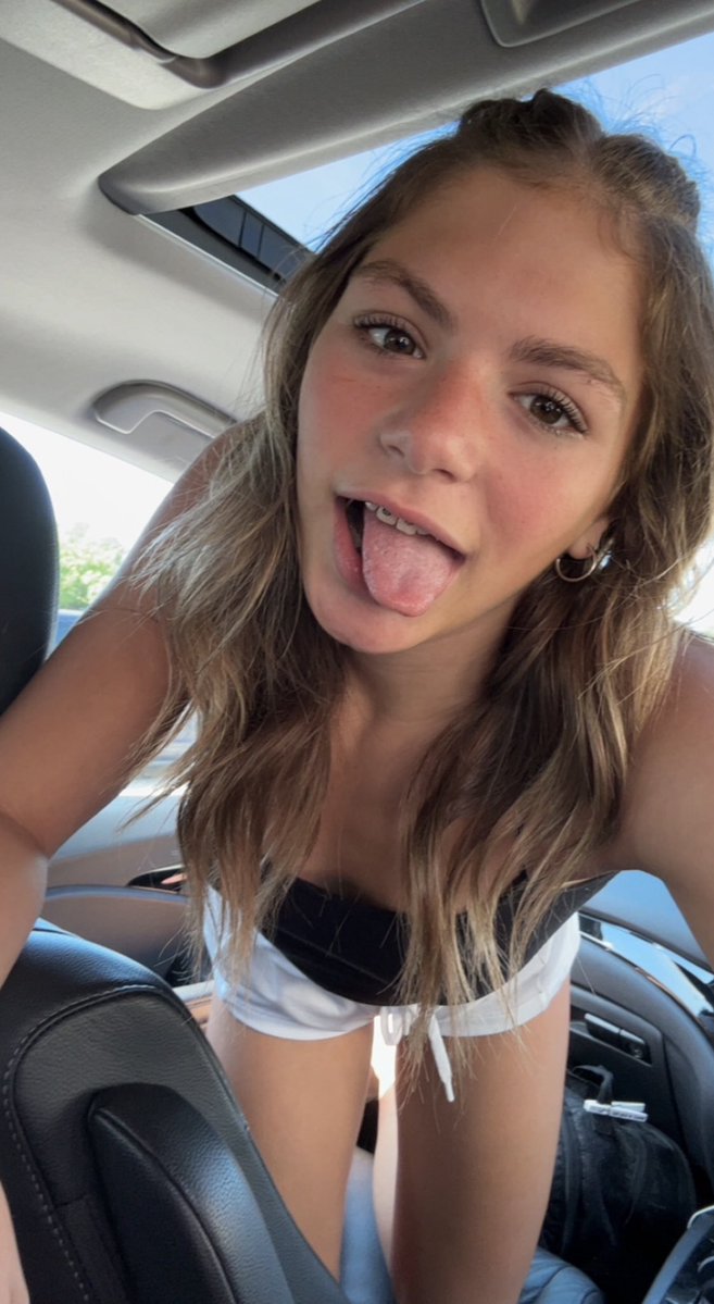 GoonPumperojr's tweet photo. Come ruin my life ♠️😈🤭 https://t.co/fKJUl1XPgl