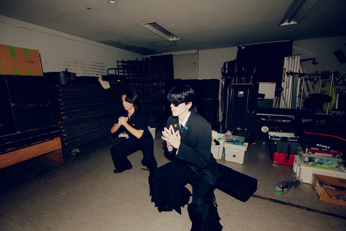 yuno_24hf's tweet photo. さあ遂にきたぜBIGCAT
一発で埋めたって事は次はもう分かるよね。

大阪のワンマンはどうもいつも熱くなっちまうな。
みんなが本気でかかってきてくれるからかな。
また本気でやり合いましょう！
俺は目の前にいるあなた達のために、
何度だって大阪に帰ってくる。 https://t.co/KYVg1rTg1K