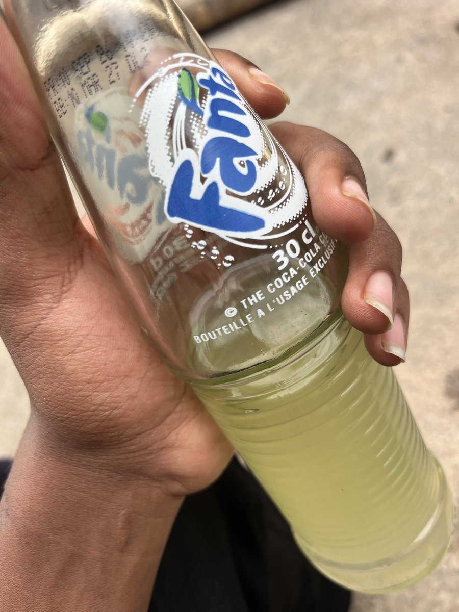 Samuela__2's tweet photo. Abajene bari kunywa icyuma koko bankweye aga fanta nkange byabatwara icyi koko baretse kwiyica…

#soberGhee https://t.co/ZbbYXljkbt