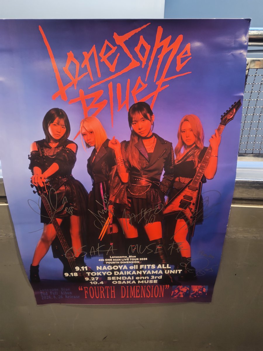 kuromary2016's tweet photo. 10/4　LONESOME_BLUE　大阪MUSE

新メンバーSALLY加入後初見でした
新譜がライブ向きでかなり良い https://t.co/WhD80013mj
