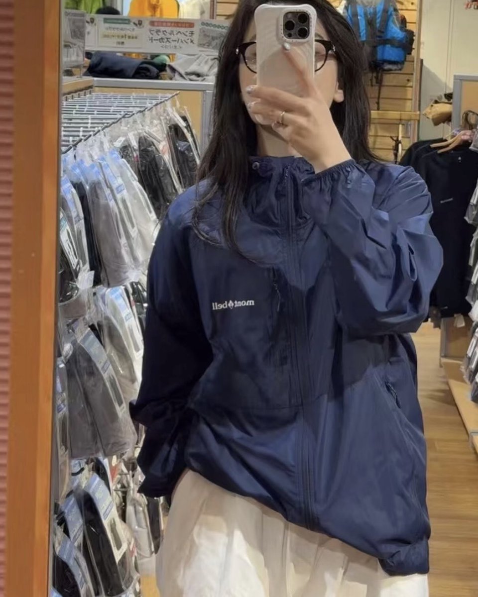 s_selectman's tweet photo. mont-bellの撥水ジャケット、コスパが限界突破してる
この見た目と機能で1万円前半は安すぎて心配になるレベル... https://t.co/b9z4VqyirQ