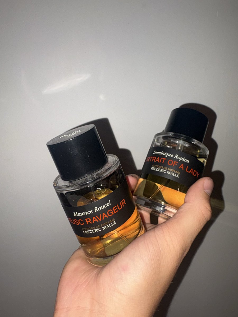 ALScents's tweet photo. Références disponibles en décanté : 

Frédéric Malle - Musc Ravageur 
Frédéric Malle - Portrait of A Lady 
Cartier - Oud &amp; Ambre 
BDK - Vanilla Leather 
Armani Privé - Rouge Malachite 

Prix disponible en bio et en DM

Snapchat 👻: alscents https://t.co/XJmdrIuyaO
