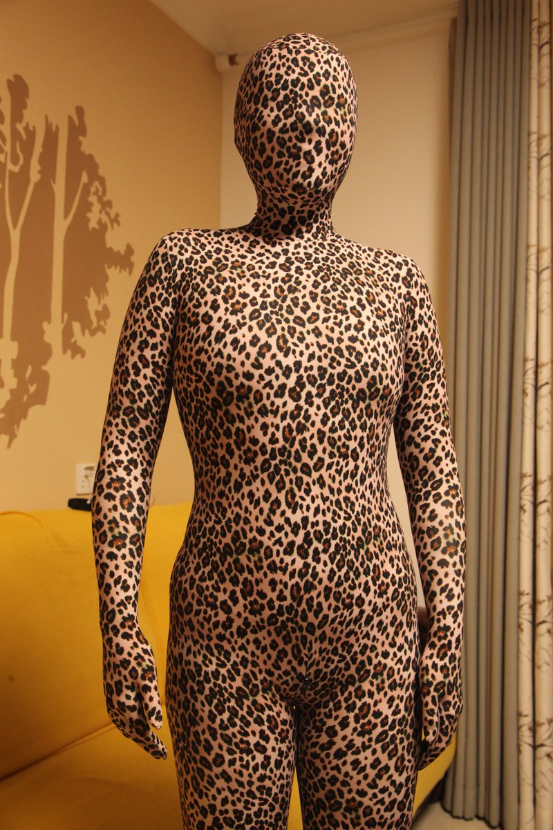 Zentai_Jenny's tweet photo. 豹纹#zentai @morphskin https://t.co/ENaSij2GVw