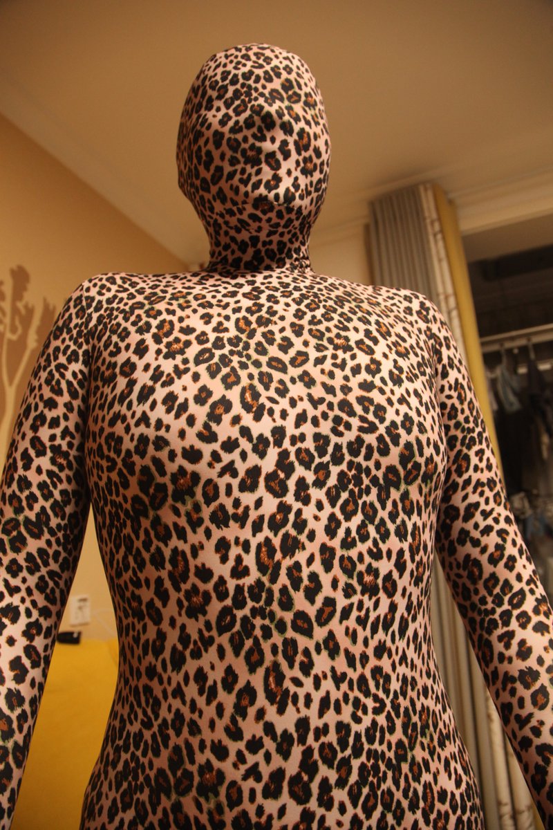 Zentai_Jenny's tweet photo. 豹纹#zentai @morphskin https://t.co/ENaSij2GVw