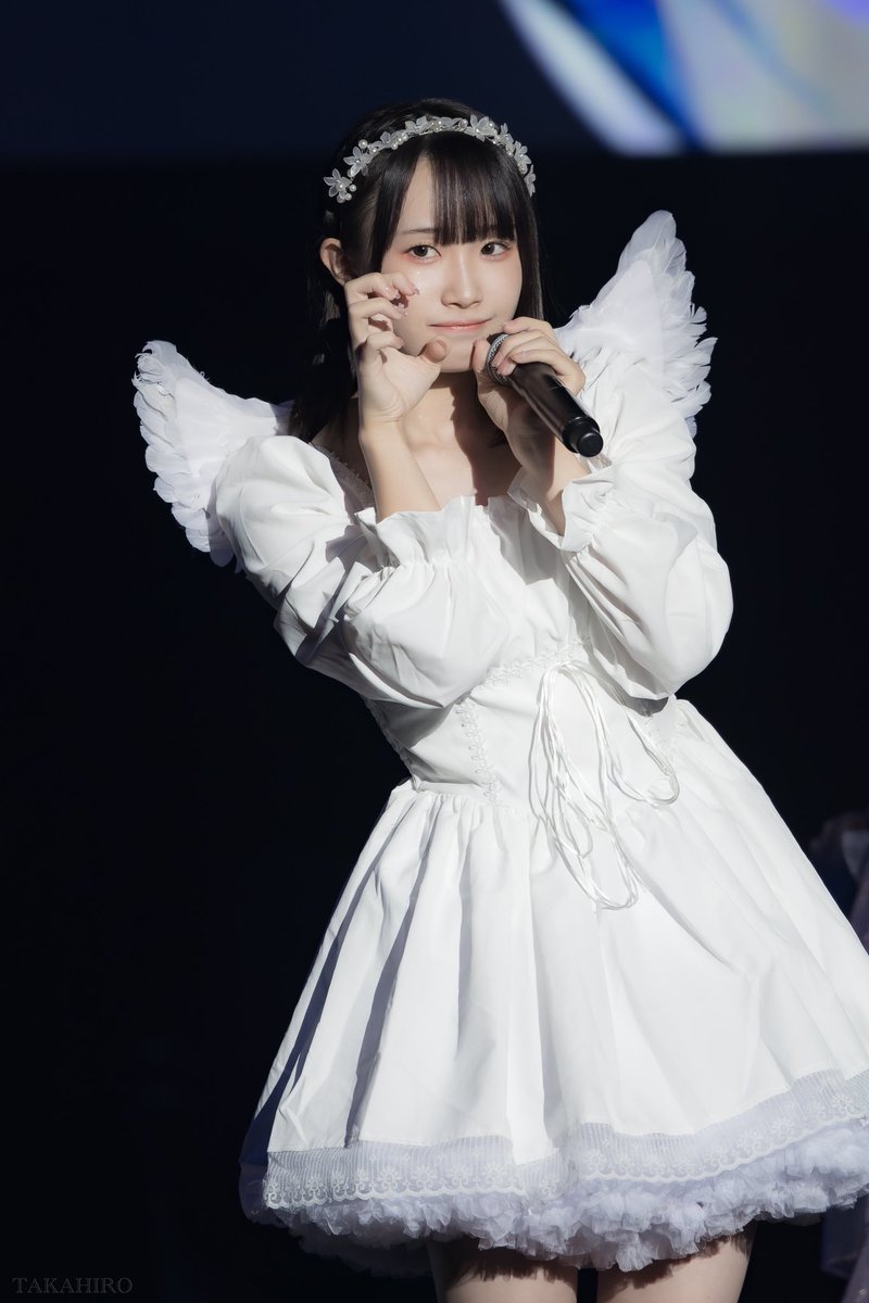 saara_hazuki's tweet photo. 今日は #天使の日 ໒꒱· ﾟ

4年前にした天使の仮装発掘したよ〜！
かめねこさんありがとうございます！⟡.* https://t.co/pEtVdG4TGQ