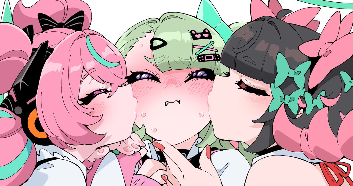 ayunyan_pere's tweet photo. 🩷はいっ千夏ちゃんの負け！
🖤罰ゲームだよん
💚アカンこれめっちゃ恥ずい！！ https://t.co/qzpr61KOaV