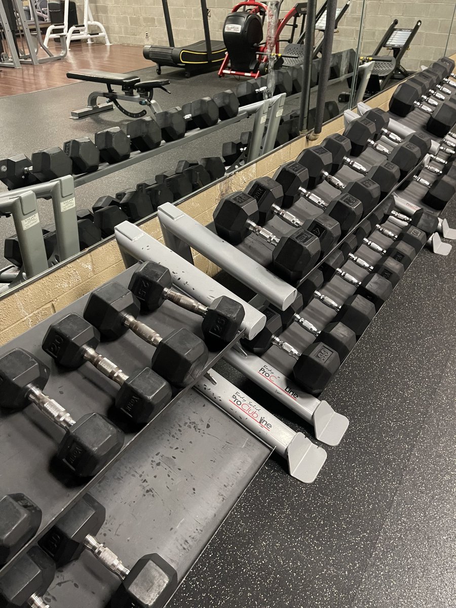 DSquaredPrime's tweet photo. It’s pull day so let’s freaking go! Also, bring back Killer Instinct! https://t.co/YHFDyIji6F