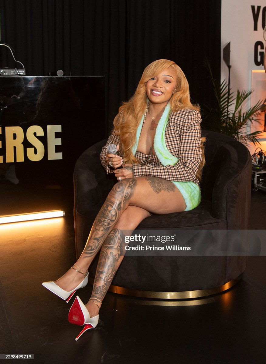 BLKPopCore's tweet photo. GloRilla stuns at the launch party for GloVerse (@gloverseco), her new on-demand beauty platform which will connect consumers with trusted beauty professionals for hair, makeup, nails, lashes, skincare, barbering, and more. https://t.co/V7qiKITwLp