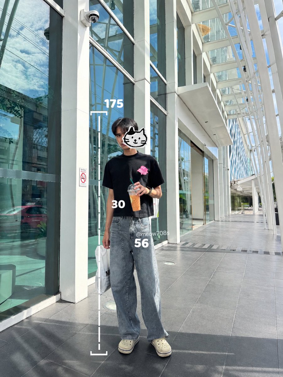 meow708s's tweet photo. สูงยาว แต่เข่าไม่ค่อยดีแล้ว🤣 https://t.co/UCdyI8cdBD