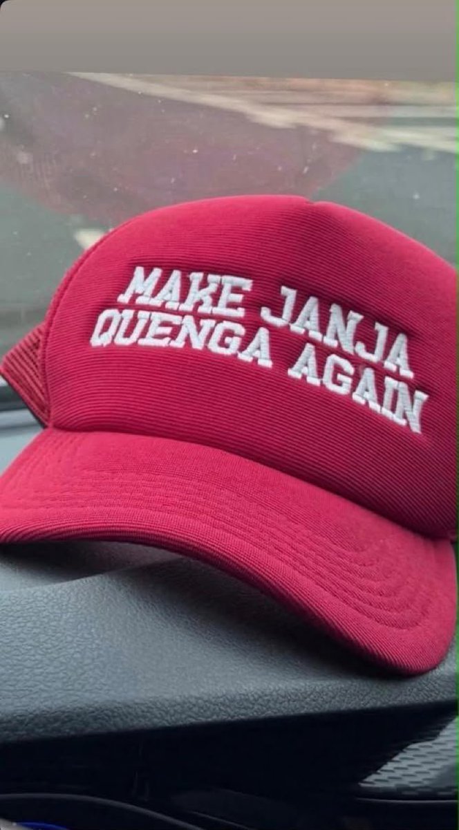 valentinalutas's tweet photo. Isso não tem a menor graça https://t.co/lzjsmpFzCQ