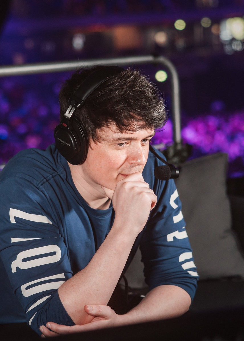 PolymarketVAL's tweet photo. 🎙️ Sliggy 🇬🇧 on the level at Champions 🏆:

"I feel like I'm complaining so much this Champs...

It's so LOW-LEVEL. Did [Riot] change the game so much that it's so low-level?

Are other people saying the same thing?"

[Sliggy Stream, Oct 3] https://t.co/f7bhcLySDN