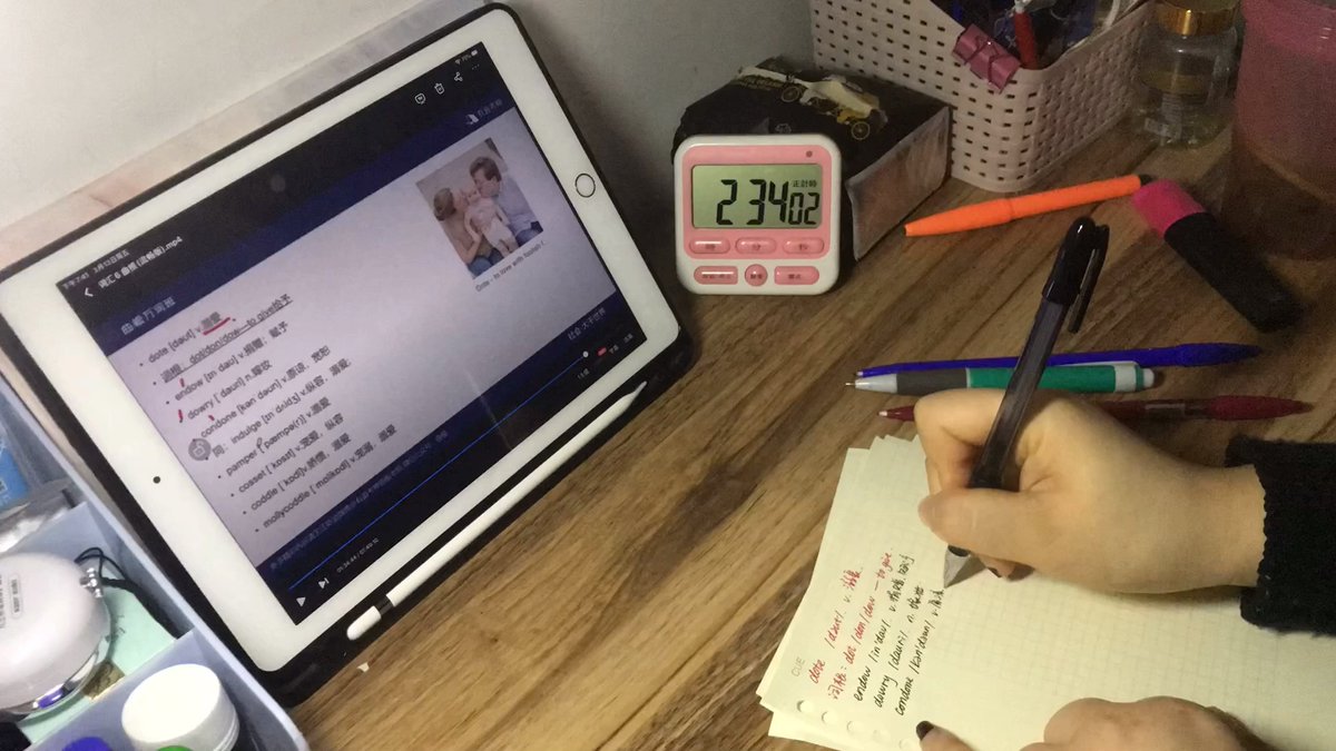 EstherPayttd's tweet photo. Mejorar tu espaol Consigna 20 mins diarios de práctica y progresarás! （提升西班牙语？每天20分钟练习，你就会进步！）， https://t.co/ge5iJ4l8Kt