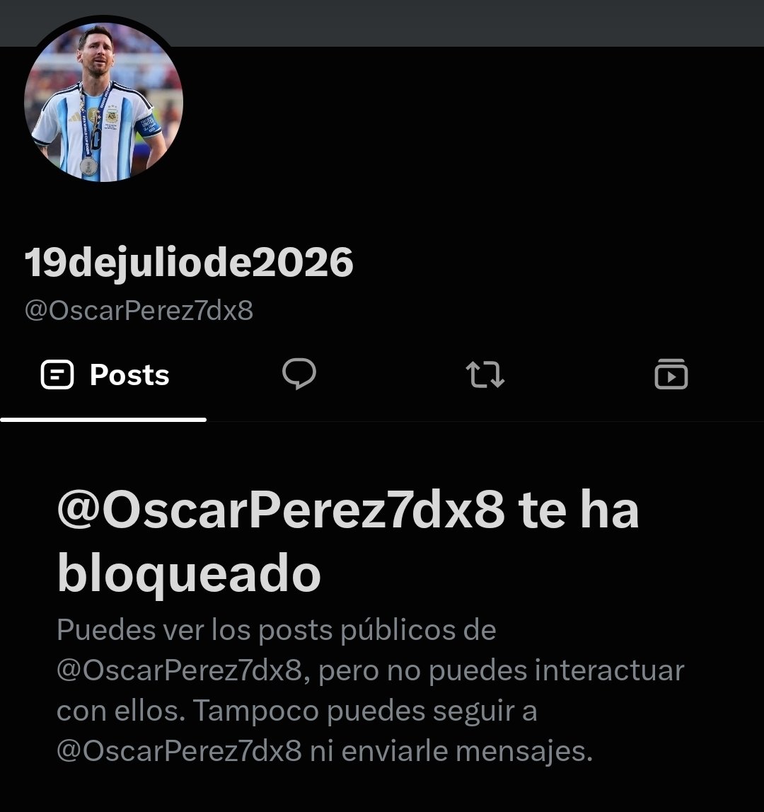 ergofcb's tweet photo. El panchito este que hace de Bob Esponja en la Puerta del sol me llama pancho y luego bloqueo cuando le doxeo la nacionalidad . Babosa, y panchito embustero. https://t.co/vQUPX2vzD4