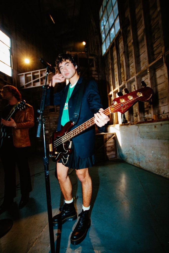 sabbyirwin's tweet photo. Hey Calum what if we bring back the short skirts? https://t.co/I70DDcjLTb