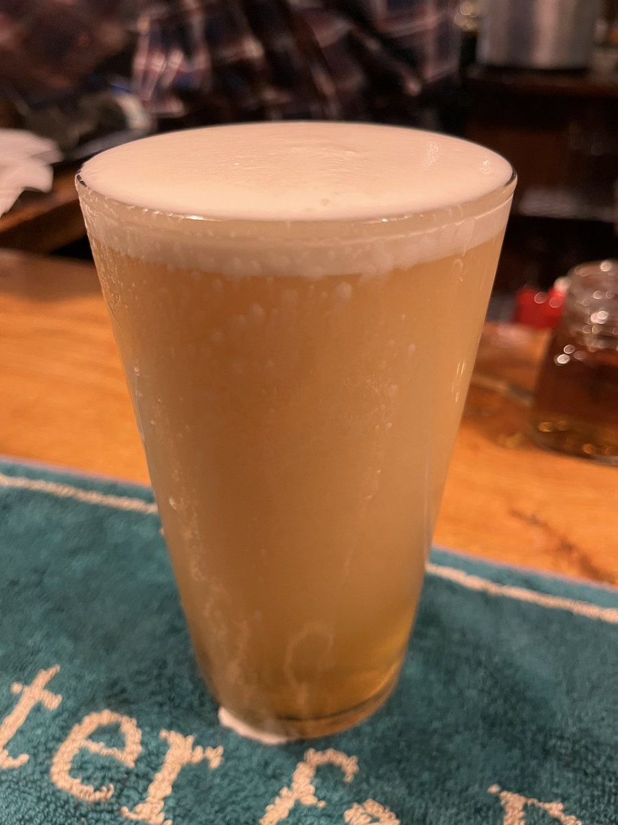 michaeldmackay's tweet photo. @JeremyClarkson Love Hawkstone… but… spot the difference. One is Hops and Glory settling in my local the Dysart in Cheshire (amazing btw), the other pulled close to Diddly Squat! Your next campaign - Northern Southern Beer to be served in the South 🤣. Happy to be quality control inspector! https://t.co/GR96d31IBz