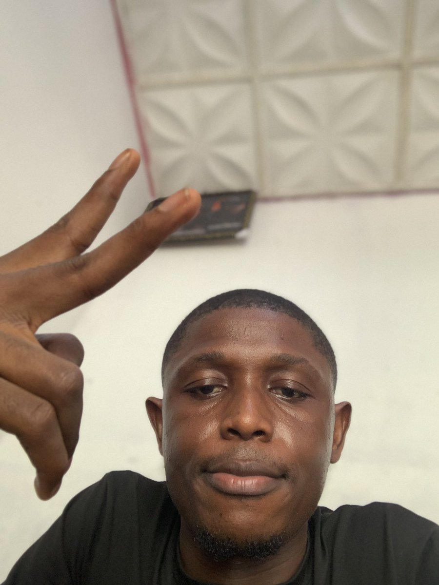 _foster_joshua_'s tweet photo. Keep this 4 pictures incase I cook one celeb una go quickly find me cus I wan cook soon😂 https://t.co/kie5e4AiAN