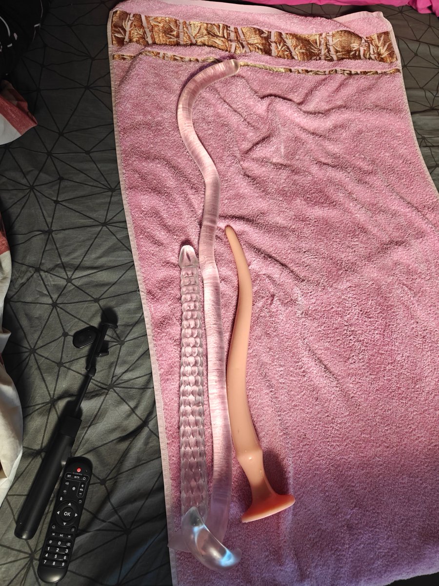 LizMoonwolf's tweet photo. How deep is your love? 😈

Mine apparently comes in three different lengths.

Which one do you think goes deepest? 👀

#Femboy #AnalToys #Dildo #DeepPlay #AnalStretching #ToyPlay #Kink https://t.co/cbgeS9bg4q