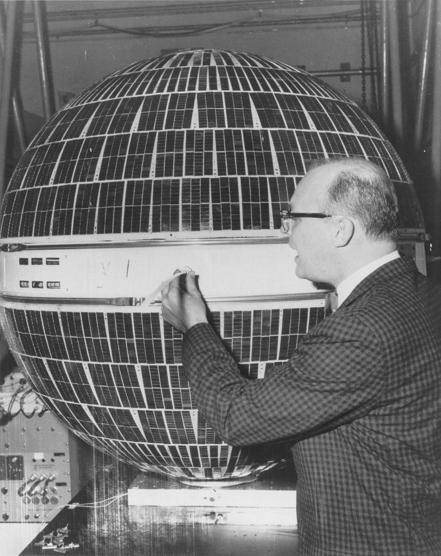 James_W_Draper's tweet photo. 66 years ago today, Courier 1B launched from Cape Canaveral, becoming the world’s first active repeater communications satellite. 

The mission also marked the 100th Thor-based launch. Thor later became the foundation of the Delta rocket family.

@ccspacemuseum https://t.co/dhVL9RzdUw
