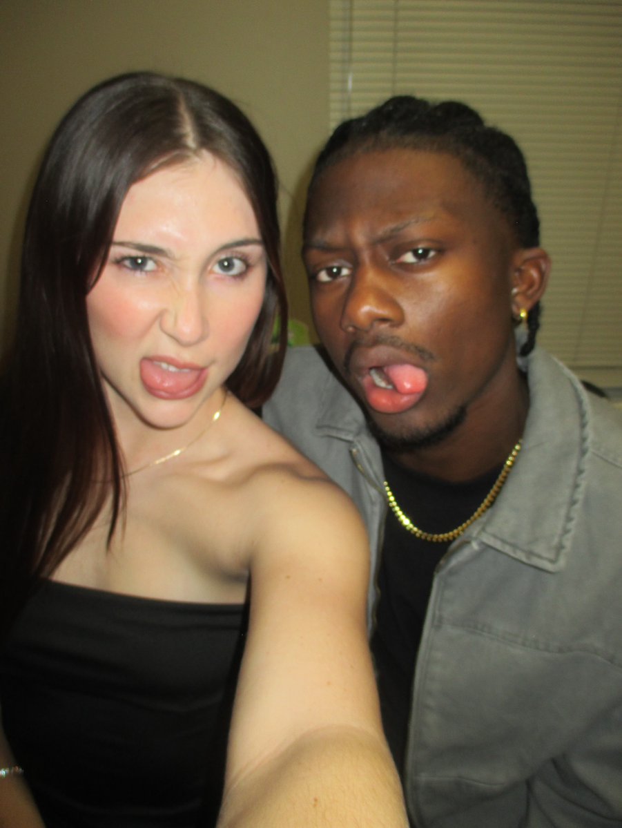 SageHunt64853's tweet photo. #InterracialCouple #WWBM #WhiteWomanBlackMan #BlackManWhiteWoman #MixedCouple #InterracialLove #BNWO https://t.co/X5pixuZ7ch