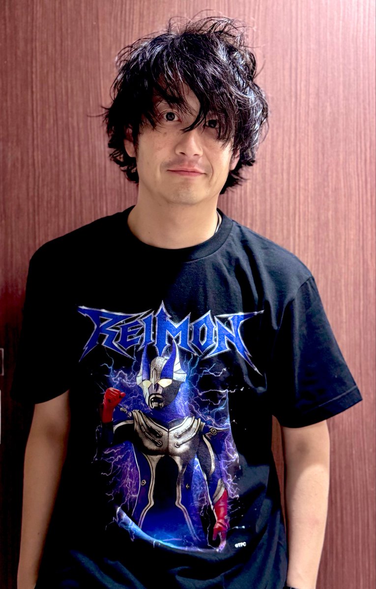 minamijuji327's tweet photo. レイモンTシャツ入手可能です🌏🪐
是非みんなよろしく！！！！！

ゴー、ゴモラ！ 💥
レイとその友達ゴモラがMEGA MONSTER BATTLEから新しいTシャツコレクションに登場！ 今、Amazonで入手可能！ 🛍️

Reimon: https://t.co/YLC4aaE8zM
Rei &amp; Gomora: https://t.co/hRHFhufHcA https://t.co/7rOvBPkU12
