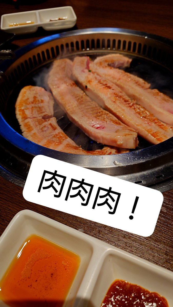 hj_fuwamoco's tweet photo. 今日は本当に有難うございました！
最後の方少々バタバタしてご挨拶できなかった方もいらっしゃったり猛省ですが…

推しキュピやデキオメをお手に取って頂き誠に有難うございました❗
皆様とお会いできてめっちゃ元気貰いました！
これからも楽しんで頂けるよう、全力で頑張るます( •̀ᄇ• ́)ﻭ✧ https://t.co/fdjBkREDJ8