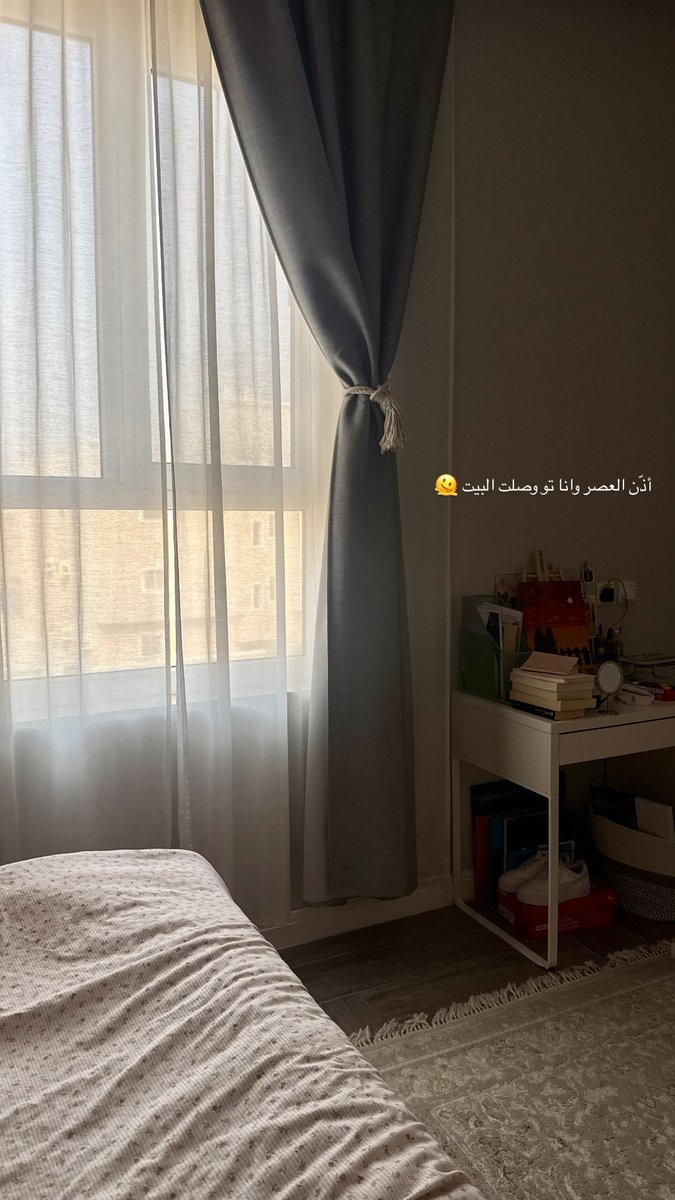 1l1q_'s tweet photo. ⠀⠀⠀⠀⠀⠀⠀ ⠀⠀⠀⠀⠀⠀⠀⠀⠀ ⠀⠀⠀⠀⠀⠀⠀⠀⠀ ⠀⠀
هالفتره صعبه جدا صعبه على قلبي أحارب شعور أكبر مني و أحاول ما أبين
انهزامي
وأقاوم شعور ثقيل على قلبي وأتظاهر بالثبات وانا في أشد
أنهياري وضعفي.

     #مساء_الــود_والـــورد 
⠀⠀⠀⠀⠀⠀⠀ ⠀⠀⠀⠀⠀⠀⠀⠀⠀ ⠀⠀ https://t.co/5RxetcNnj4