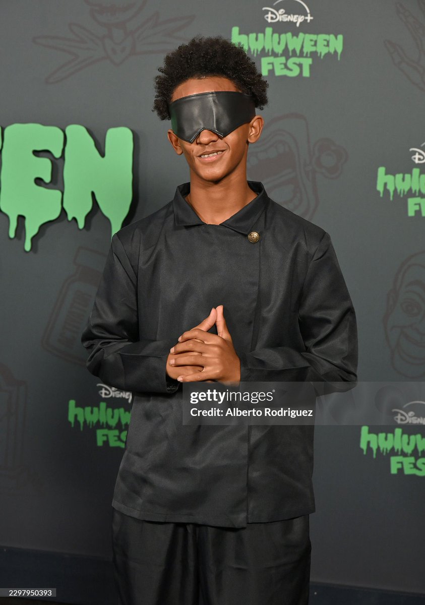 generationybh's tweet photo. Percy Daggs IV  (Paradise, Hunger Games) at Disney+ Huluween Fest https://t.co/ZUhKeExefy