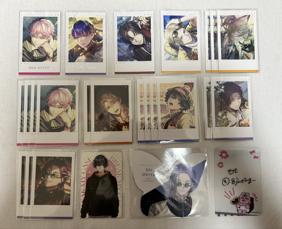 8jmt1g_'s tweet photo. ꒰ 交換 ꒱
ブレマイ Special Show Room フォトカ 特典 蝶型

譲：皇坂 須王 綾戸 宇京 樋宮 環野 隠岐谷

求：槻本

◻︎箔は夜庭 / 特典はPrequelのみ

検索からでもお気軽にお声がけください◎ https://t.co/BB9L4CgY8p