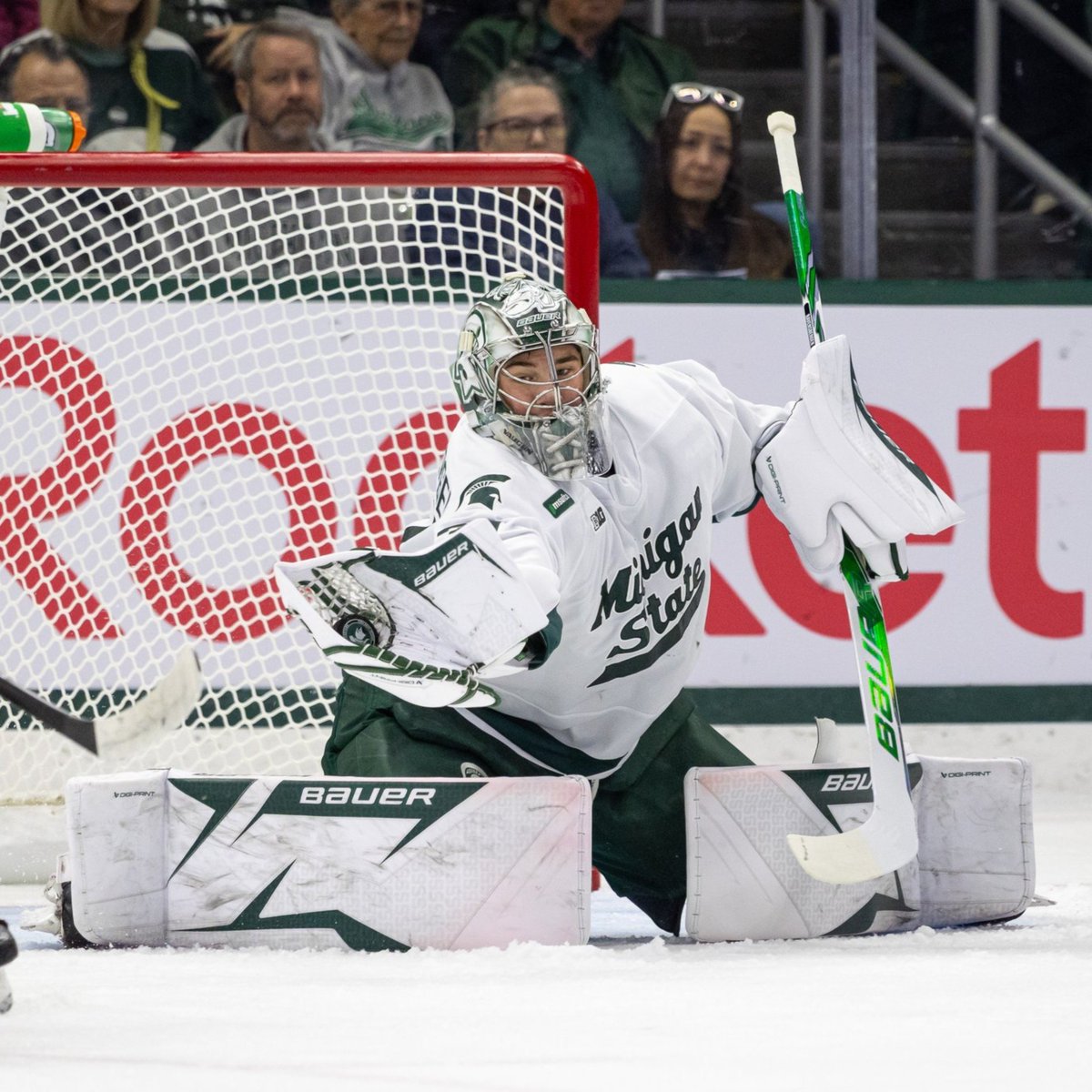 sjsharkshistory's tweet photo. Congratulations to #SJSharks prospect goaltender Joshua Ravensbergen on making 16 saves in 29:43 in his much-anticipated debut for Michigan State. https://t.co/Lod5F3b7M1