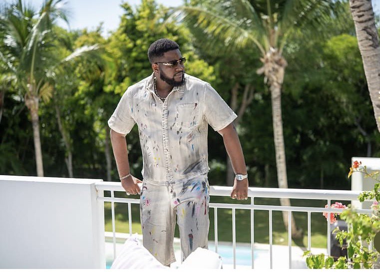 MDRORIGINATOR's tweet photo. Happy birthday in advance to the Almighty King of Aura! 👑👑 @kecyy
Idolo, whenever you get a free moment, please spare us some of your wisdom and write a book on how to be psychologically rugged and completely immune to bullies.
It’s crazy how even successful people still fight heavy insecurities, but your ability to stay top-tier at your craft while taking zero nonsense is a masterclass in itself. 💯⚡
May you live long to keep evolving into the ultimate version of yourself. God will continue to bless you, your craft, and your family, Boss! 🙏🔥