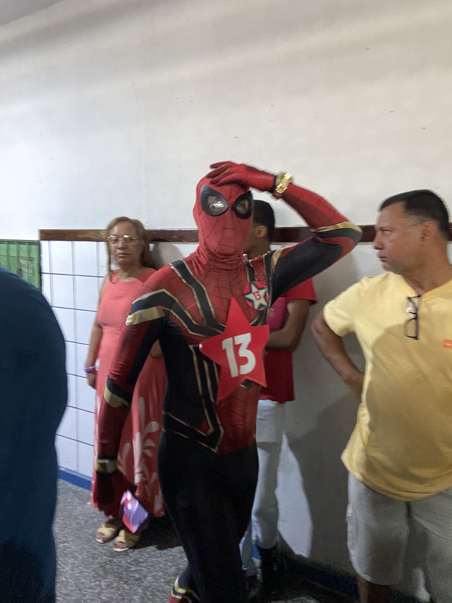 capitaododoi's tweet photo. imagina não votar na bahia mds https://t.co/xDhIlW1BHY